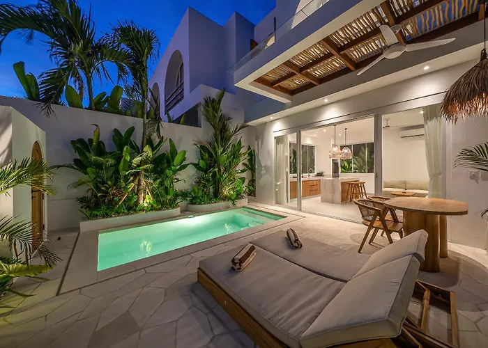 Casas Romantic In Bingin